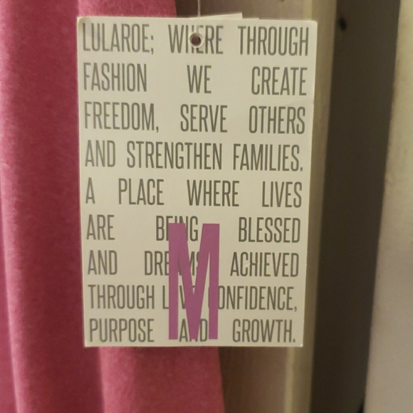 Lularoe - Picture 2 of 3